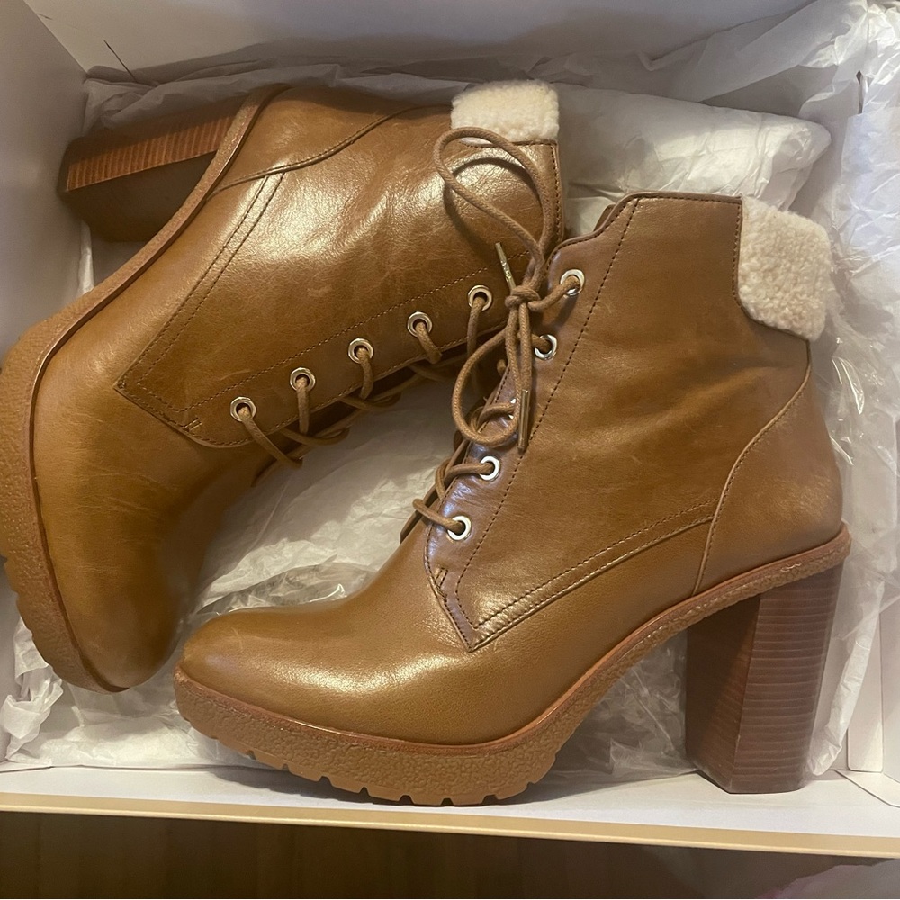 Michael Kors Kim Leather Lace Up Bootie in dark caramel, size 10.